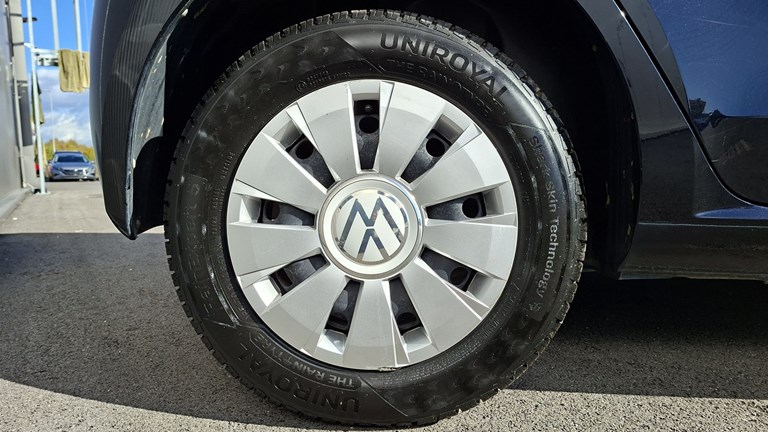 Volkswagen UP 1.0 TSI