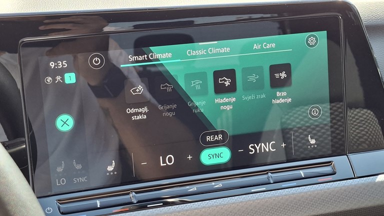 Rabljeno vozilo VW Golf VIII 2.0 TDI DSG, Diesel