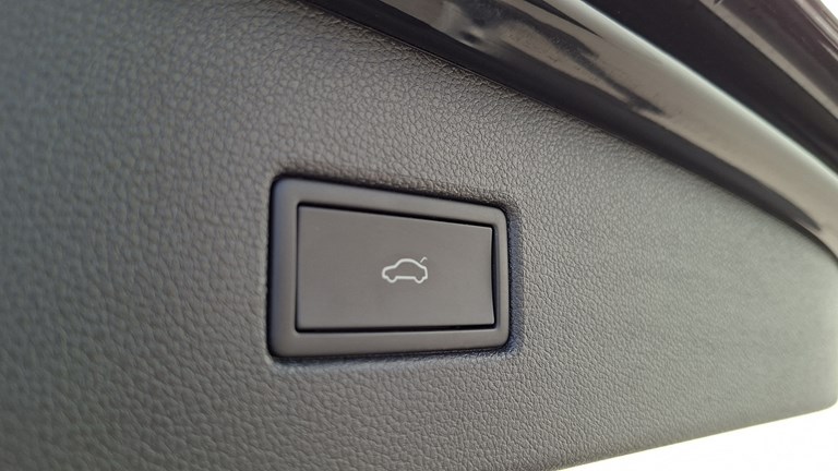 Rabljeno vozilo VW Tiguan 2.0 TDI DSG R-Line, Diesel