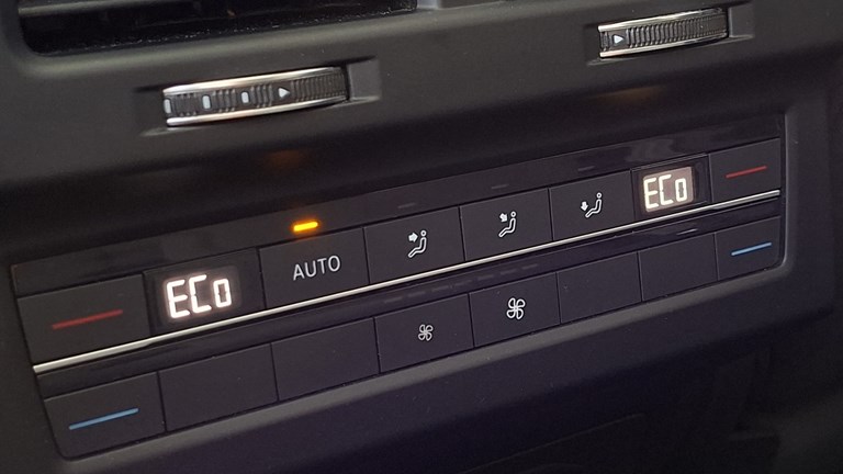 Rabljeno vozilo VW Touareg 3.0 TDI Automatic 4x4, Diesel