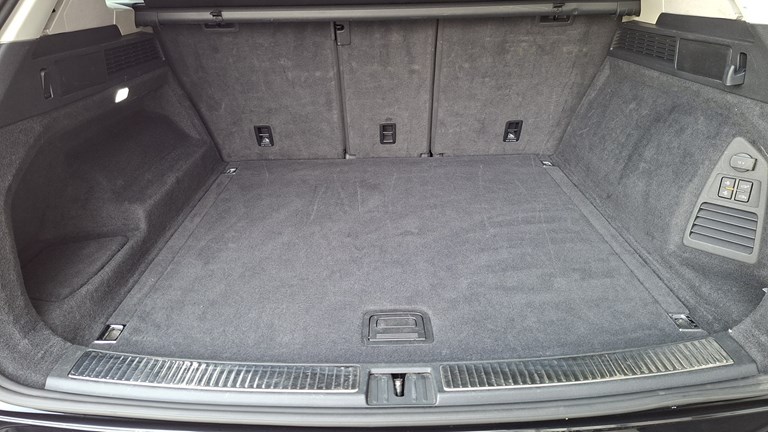Rabljeno vozilo VW Touareg 3.0 TDI Automatic 4x4, Diesel
