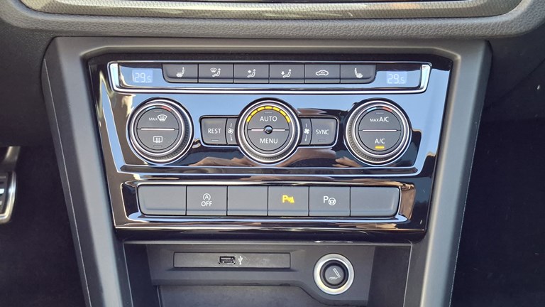 Rabljeno vozilo VW Touran 2.0 TDI (7 sjedala), Diesel